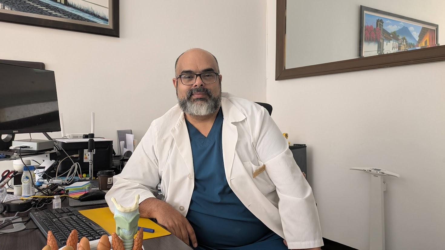 Dr. Roberto Salvatierra